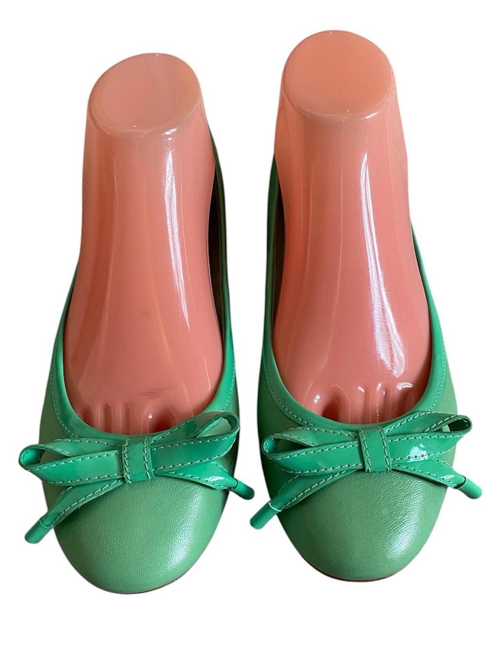 Enzo Angiolini Eabertolino green leather ballet flats